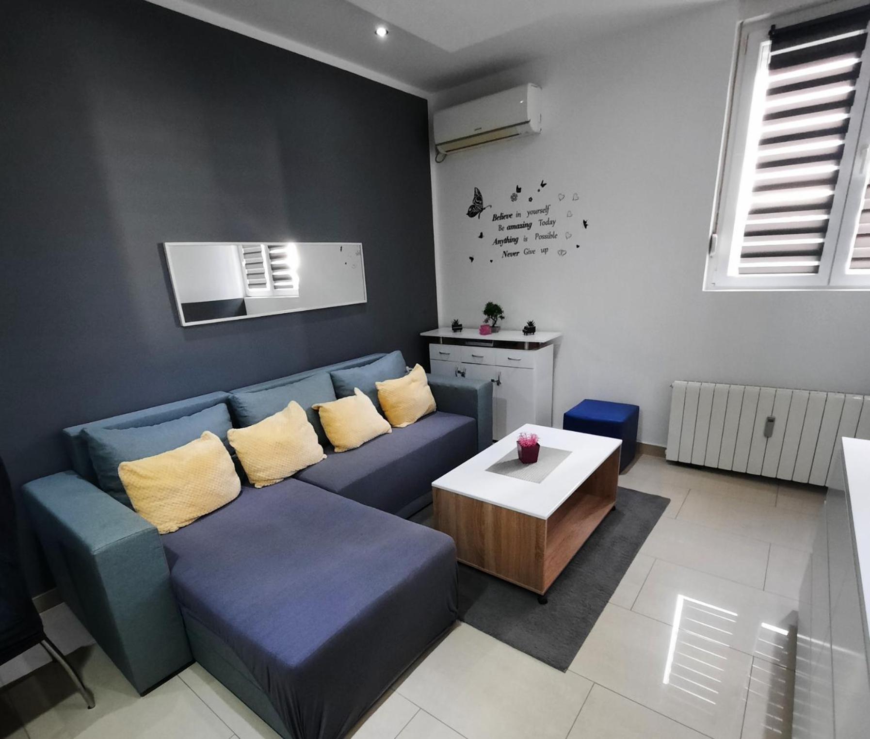 Apartment Alex غييكا المظهر الخارجي الصورة