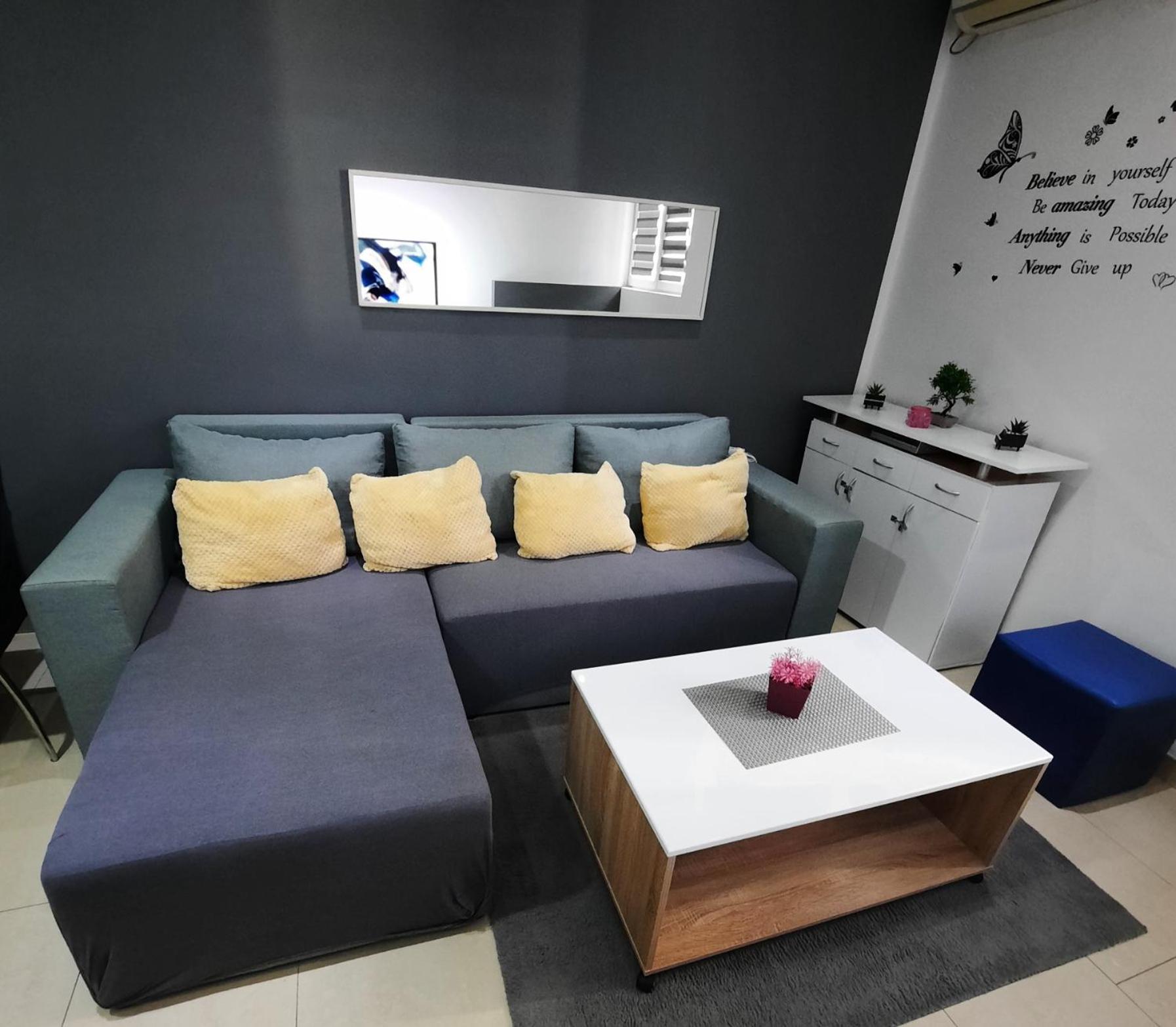 Apartment Alex غييكا المظهر الخارجي الصورة